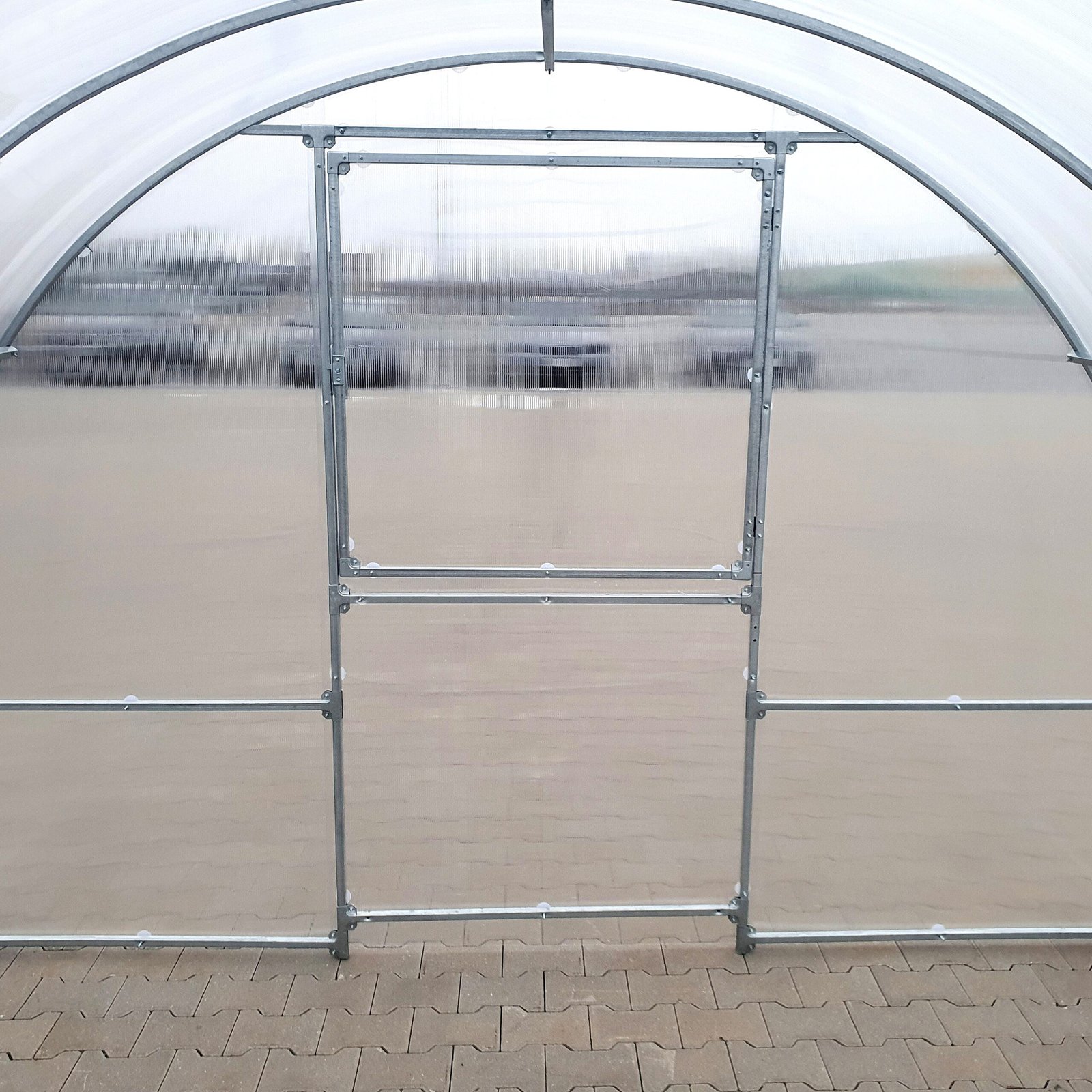 Nuotraukų su logotipais šablonas – Smart Five, MB Polikarbonatinis Šiltnamis KLASIKA EASY vidus