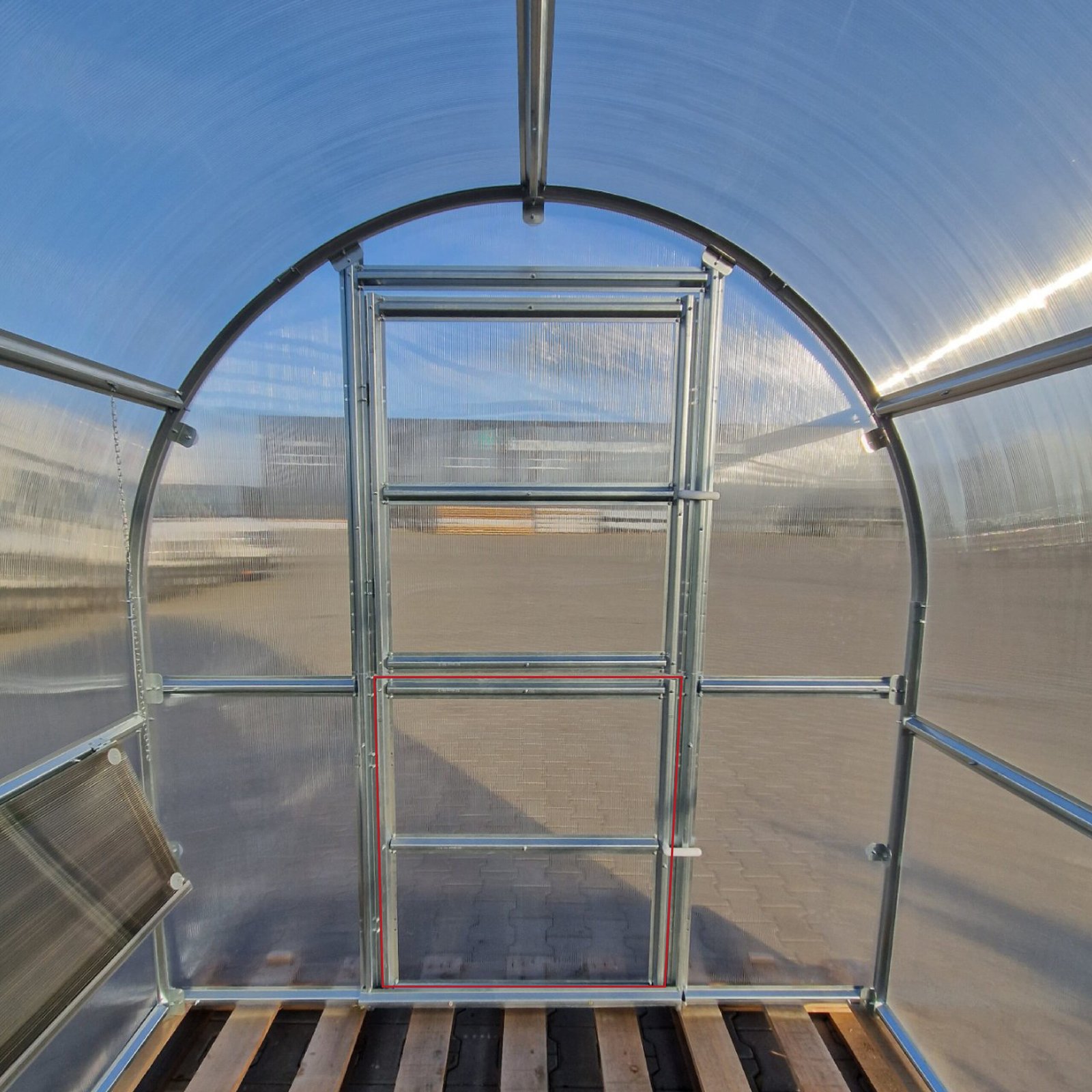 KLASIKA-SLIM-papildomos-durys-gale-scaled-1.jpg – Smart Five, MB Polikarbonatinis Šiltnamis KLASIKA Slim vidus