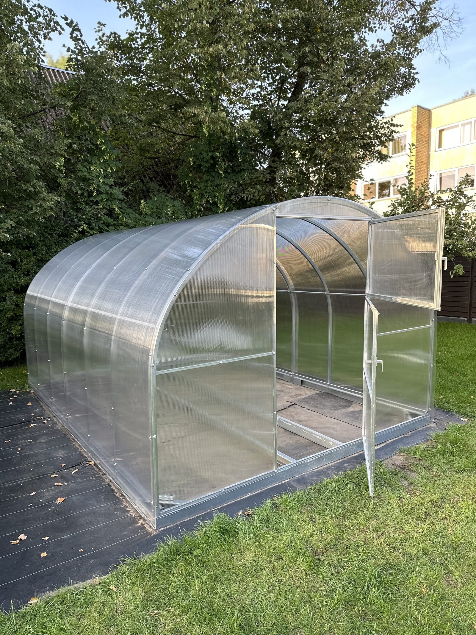 image00003 – Smart Five, MB Lietuviškas Šiltnamis SH Magnum