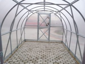 Lietuviškas šiltnamis gaspadorius rėmas