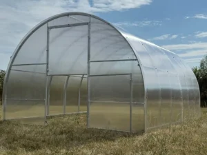 Polikarbonatinis-siltnamis-Agro-Titan-Vent-40×20-mm-profilis