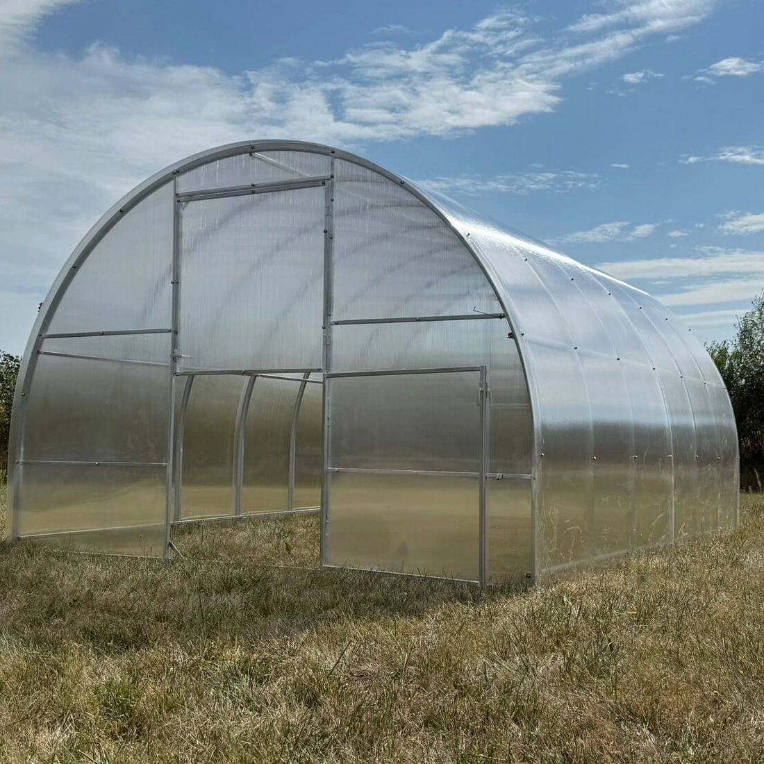 Polikarbonatinis-siltnamis-Agro-Titan-Vent-40×20-mm-profilis2webp – Smart Five, MB Polikarbonatinis-siltnamis-Agro-Titan-Vent-40×20-mm-profilis